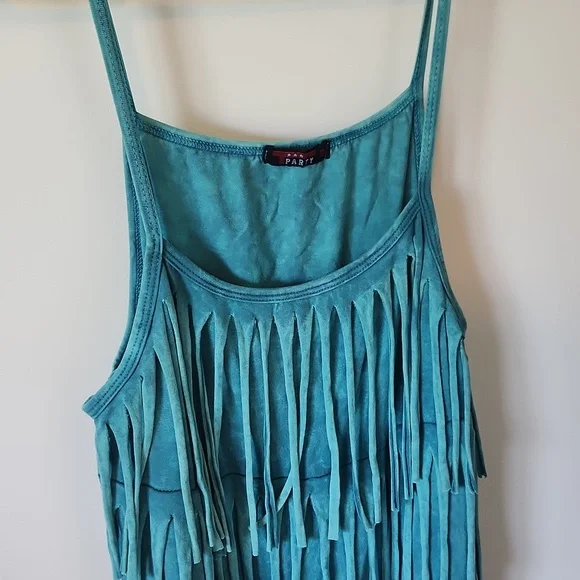 T Party Fringe Tank Top - Picture 2 of 6